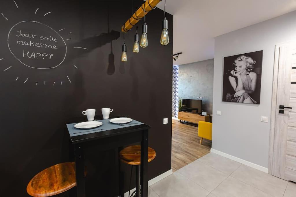 Nowoczesny Apartament W Sercu Mokotowa Varsó Kültér fotó